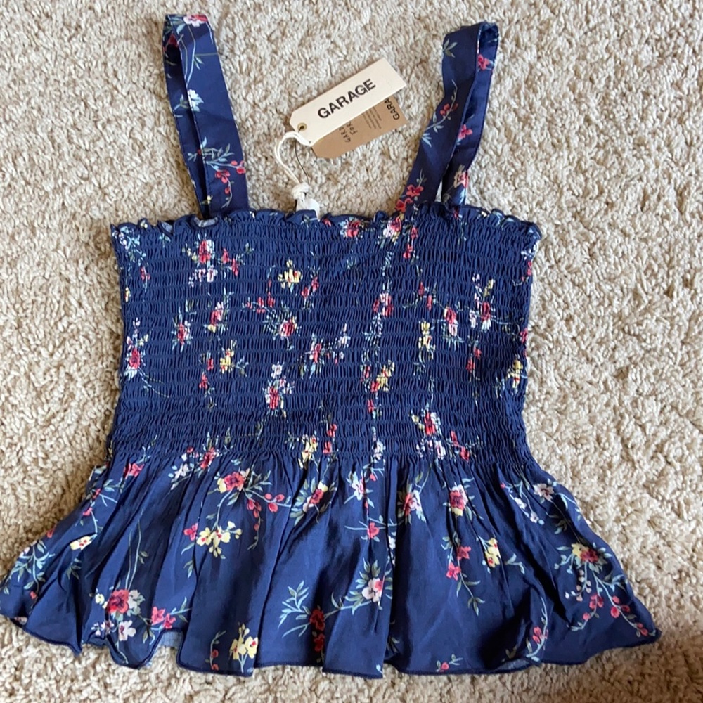 Garage floral tank